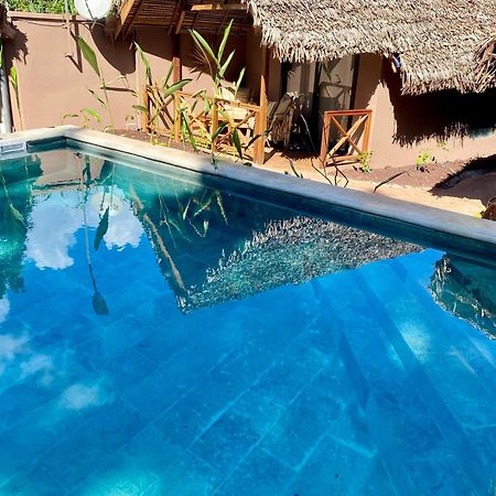 La Perle Rare De Nosy Be Hotel Ambatoloaka  Bagian luar foto