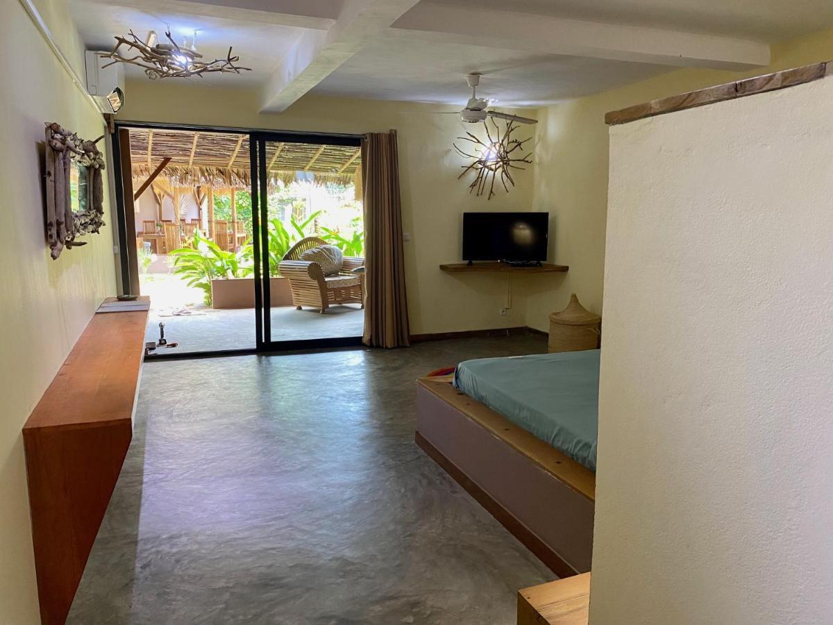 La Perle Rare De Nosy Be Hotel Ambatoloaka  Bagian luar foto