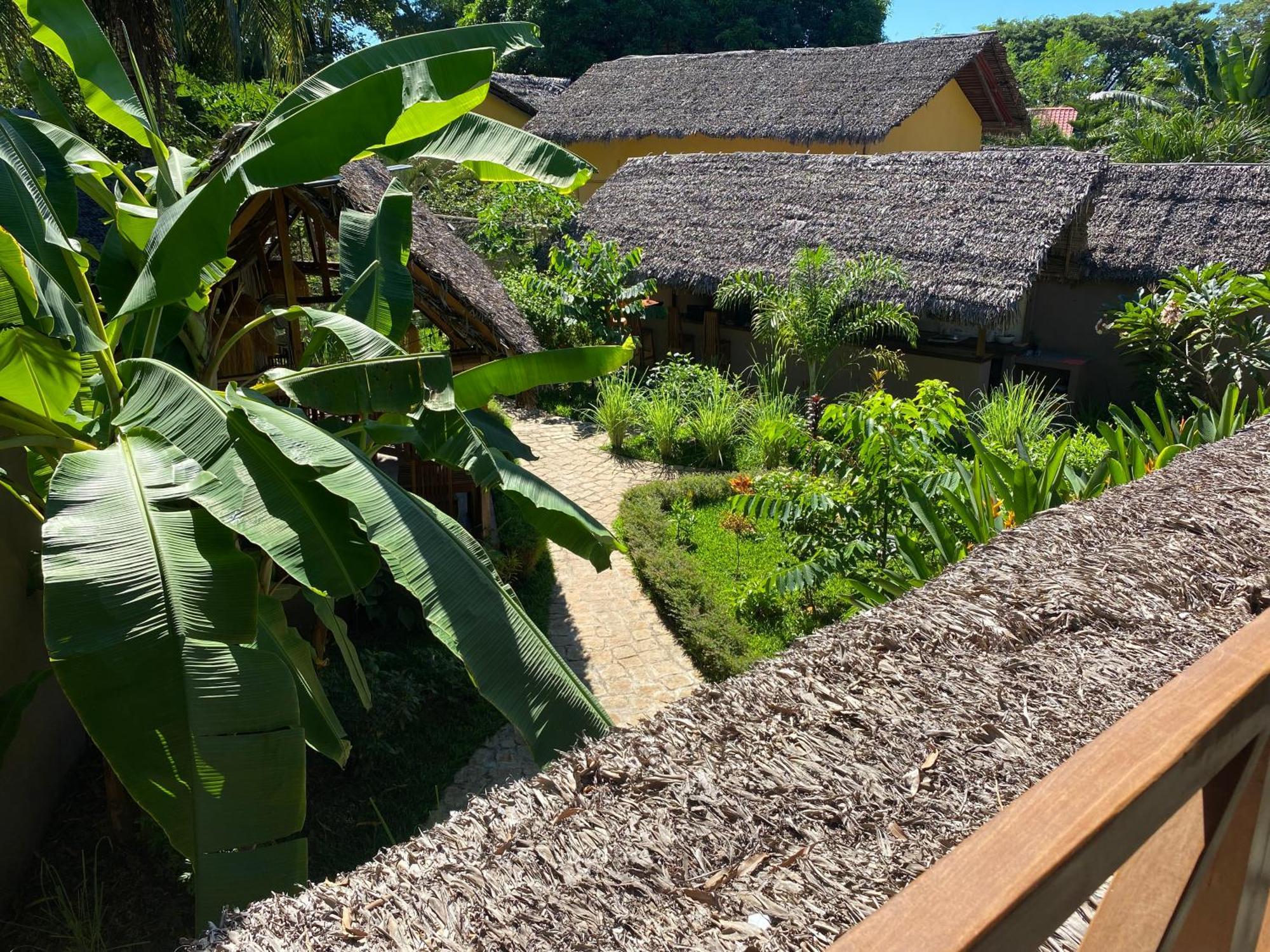 La Perle Rare De Nosy Be Hotel Ambatoloaka  Bagian luar foto