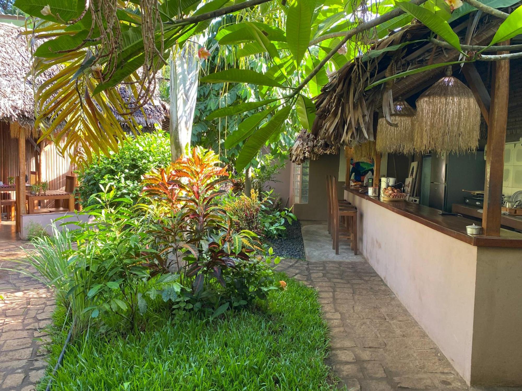 La Perle Rare De Nosy Be Hotel Ambatoloaka  Bagian luar foto
