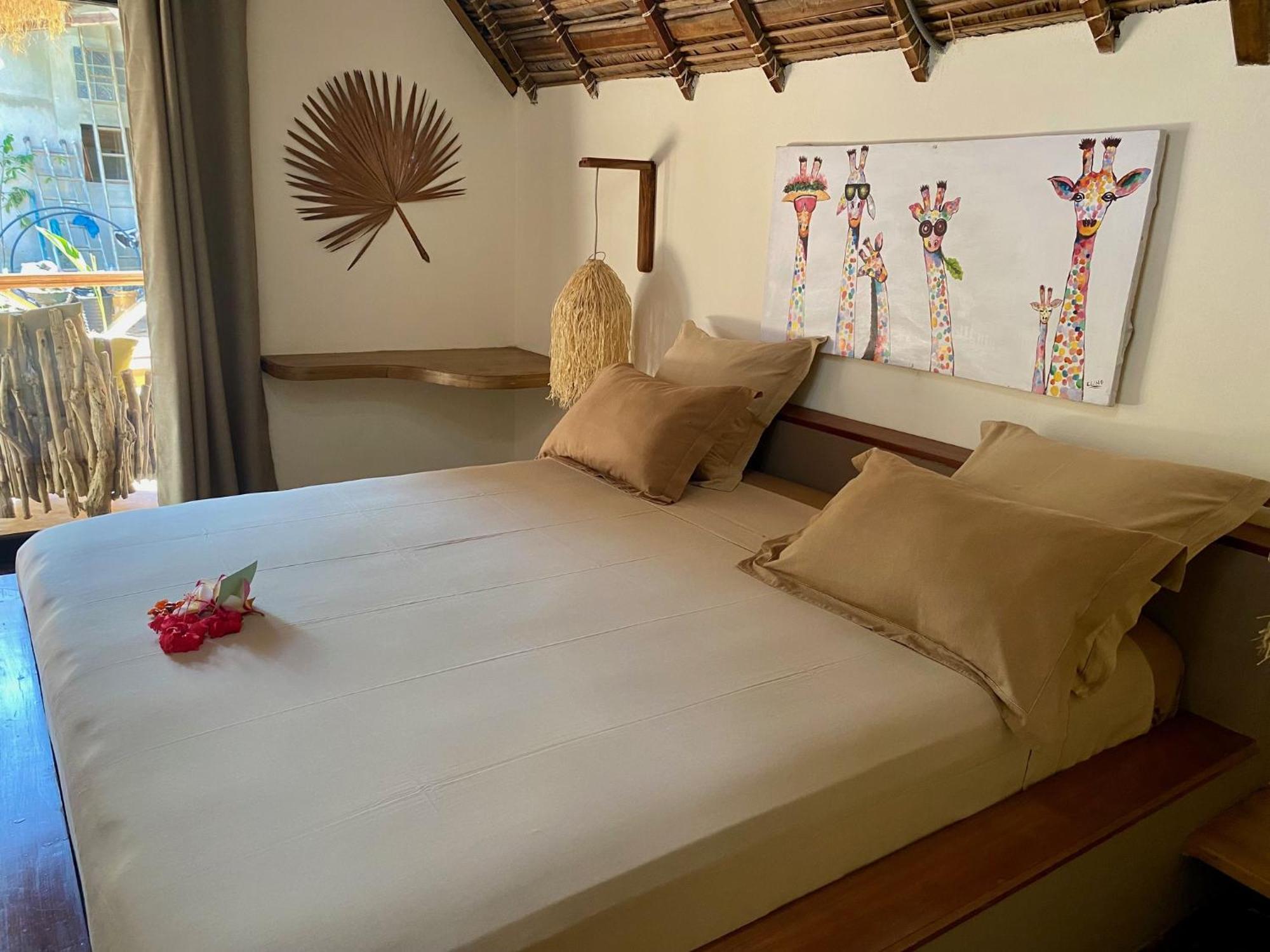 La Perle Rare De Nosy Be Hotel Ambatoloaka  Bagian luar foto